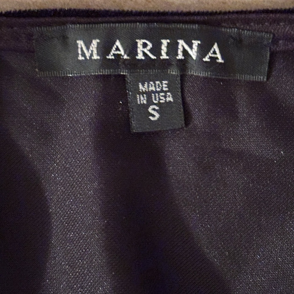 MARINA Black Velvet Midi Dress with Beaded Cap Sleeves size S NWT - Picture 6 of 7